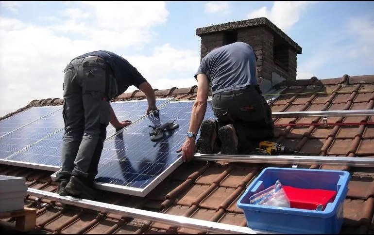 En México no es tan común que los domicilios particulares opten por paneles solares como fuentes de energía renovables.